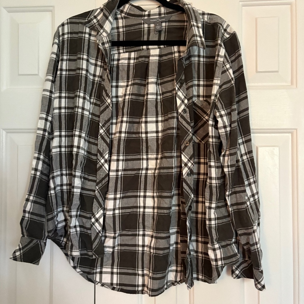 Gray Button-Up Flannel